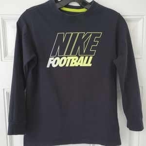 NIKE Football Shirt (Boys Medium)